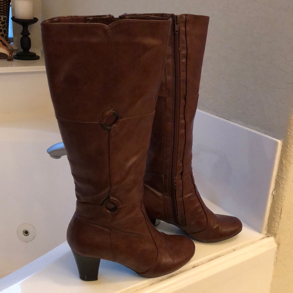 Brown heeled tall boots 7m Lifestride